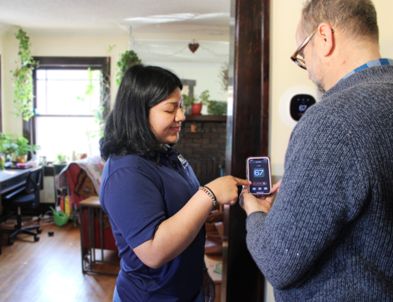 two people discussing their home efficiency 