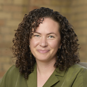 Headshot of Maggie Pears