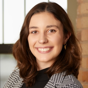 Headshot of Ellen Hofstede