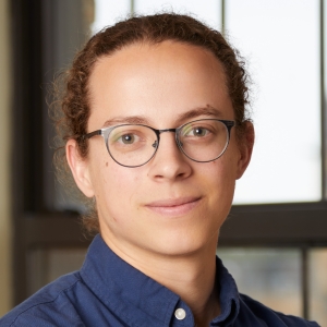 Headshot of Gabriel Ewig
