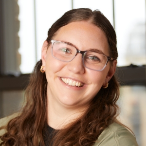 Headshot of Lauren Vagle