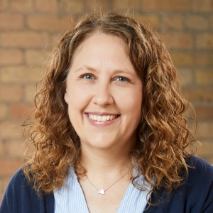 Headshot of Michelle Frost
