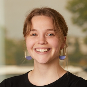 Headshot of Halla Dontje Lindell
