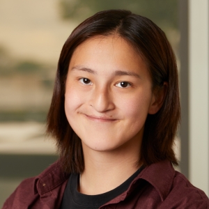 Headshot of Lucy Kuempel