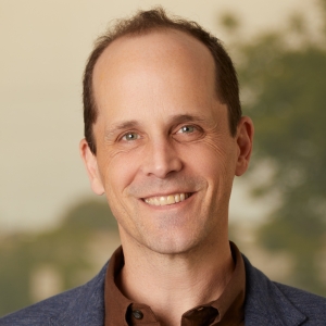 Headshot of Will Nissen