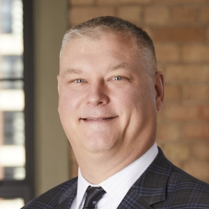 Headshot of Erik Ennen