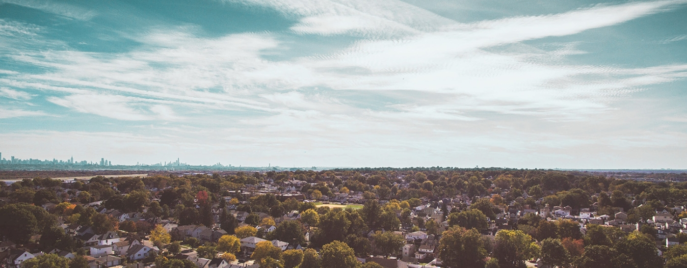 viewpoint of a neighborhood with trees