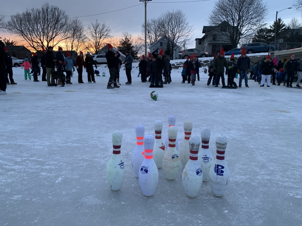 bowling pins on ice 