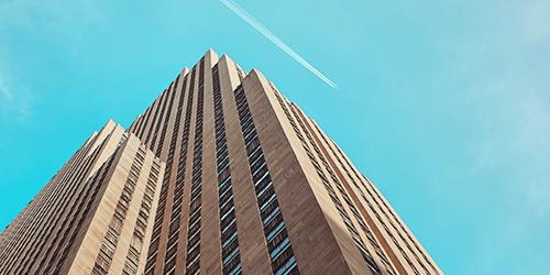 large building with sky
