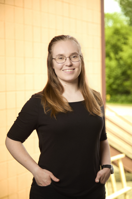 Headshot of Annika Dome