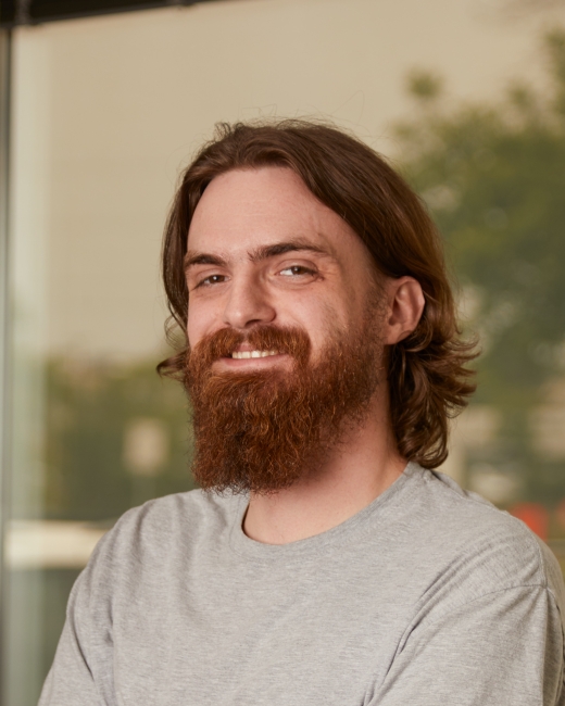 Headshot of Aaron Busch