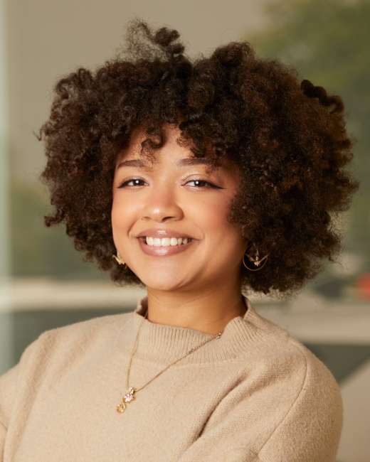 Headshot of Kaitlyn McCurn-Porter